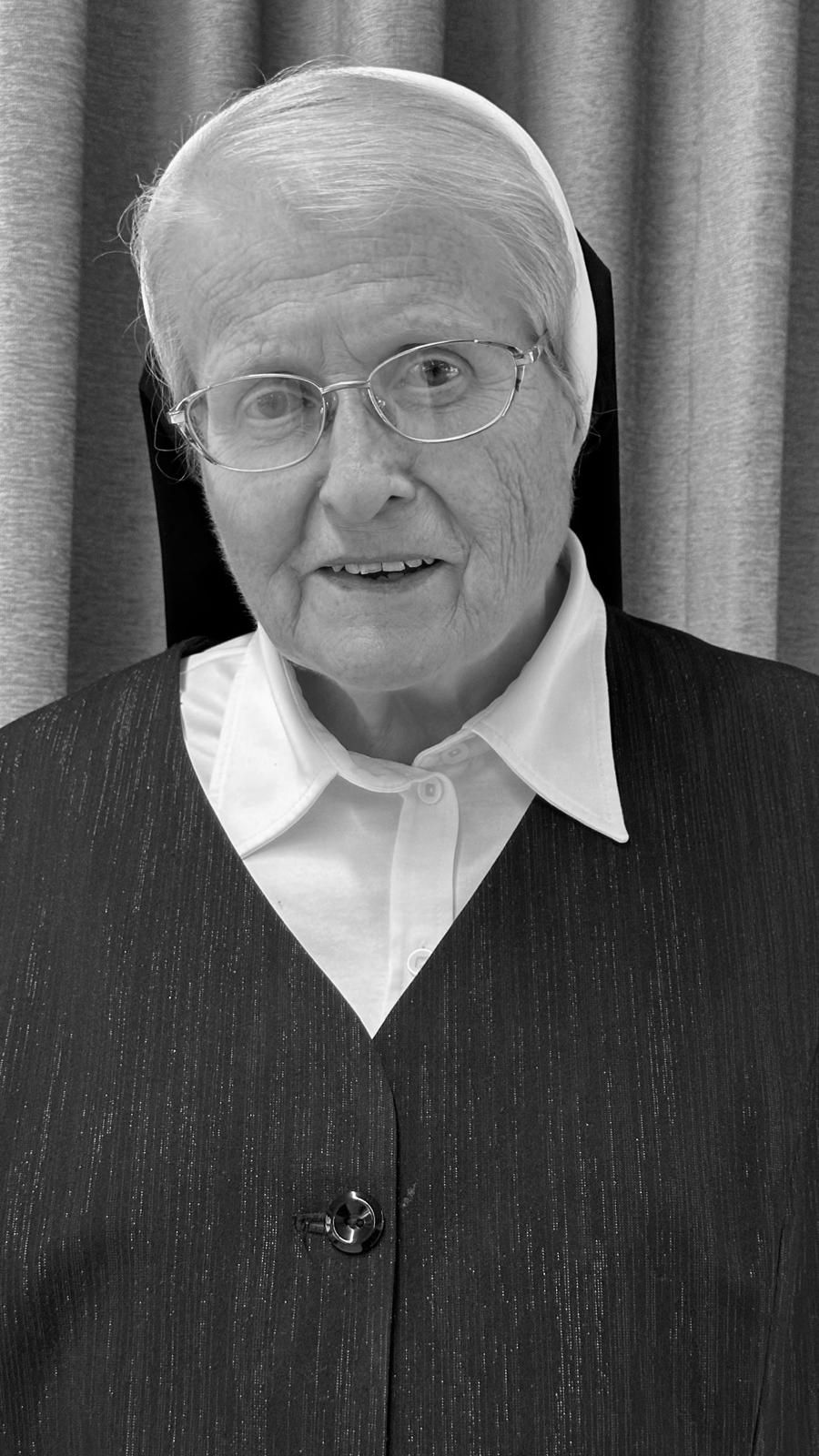 Schwester Karin Günther